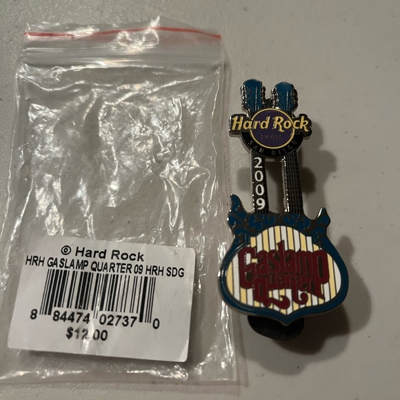 Hard Rock Cafe Gaslamp Quarter Pin - Picture 3 of 4